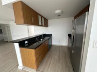 601 NE 23rd St, Unit 1603 in Miami, FL - Building Photo - Building Photo