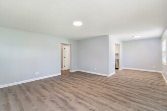 1826 Tillery St NE in Knoxville, TN - Building Photo - Building Photo