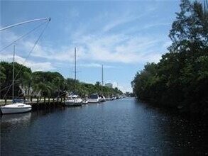 6417 Bay Club Dr in Fort Lauderdale, FL - Building Photo - Building Photo