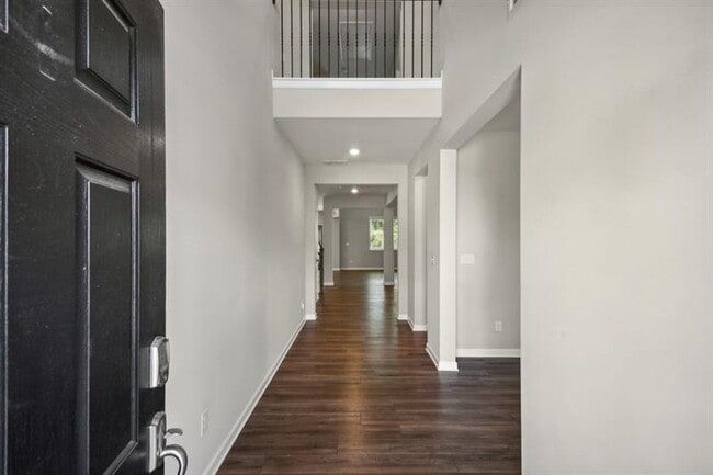 4070 RED CANOE Bnd in Lilburn, GA - Building Photo - Building Photo