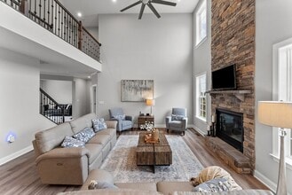 107 Vly Vw Dr in Beaver, PA - Building Photo - Building Photo