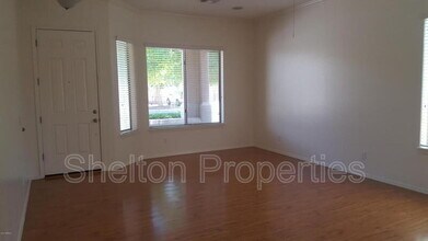 12620 Segovia Dr in Litchfield Park, AZ - Building Photo - Building Photo