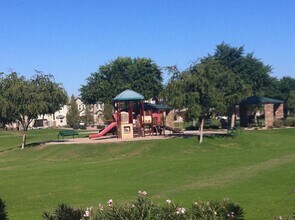 4209 E Carla Vista Dr in Gilbert, AZ - Building Photo - Building Photo