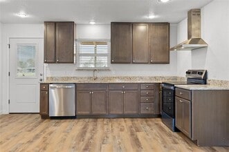 6934 Simmons Dr in Lone Oak, TX - Building Photo - Building Photo