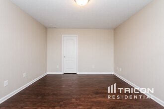 6536 Emerald Ridge Ct in Indianapolis, IN - Building Photo - Building Photo