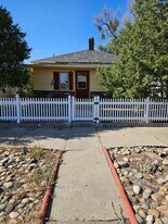 813 Woodbury St in Miles City, MT - Building Photo