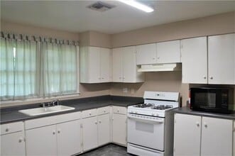 212 W 20th Ave in Covington, LA - Building Photo - Building Photo