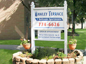 Hawley Terrace in Milwaukee, WI - Building Photo - Building Photo