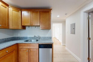 234 Lexington St in Boston, MA - Building Photo