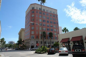 Orange Blossom Tower in Sarasota, FL - Building Photo - Building Photo