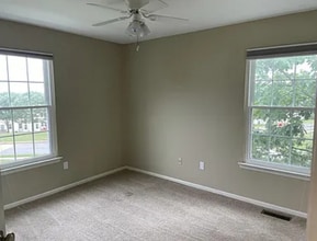 463 Stoneglen St in Collegeville, PA - Building Photo - Building Photo