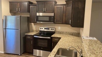 817 Saddlebrook St in Gentry, AR - Building Photo - Building Photo
