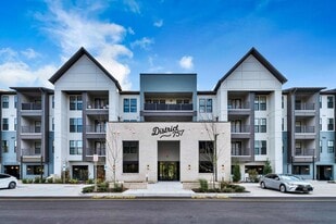 District 757 Apartments in Norfolk, VA - Building Photo