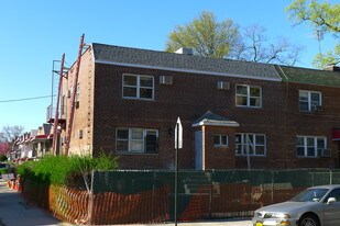 1266 Adee Ave Apartments