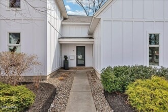 18 Granite St in Saratoga Springs, NY - Building Photo - Building Photo