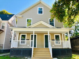 75-77-77 Ave B in Rochester, NY - Building Photo