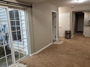 2507 Oak Tree Ln in Woodbridge, VA - Building Photo - Building Photo