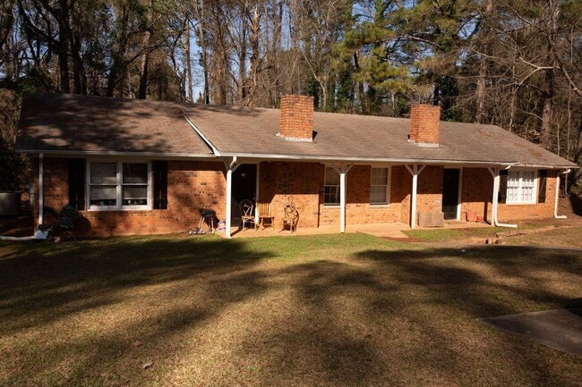 property at 142 Ramble Hills Cir