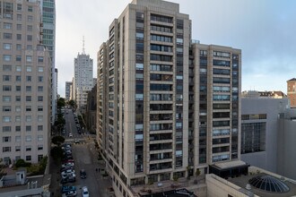 Gramercy Towers in San Francisco, CA - Building Photo - Building Photo