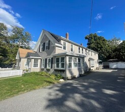 67 Pearl St, Unit 3 in Middleboro, MA - Foto de edificio - Building Photo