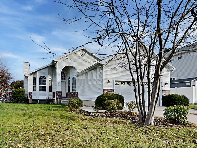 property at 3595 S Feulner Dr