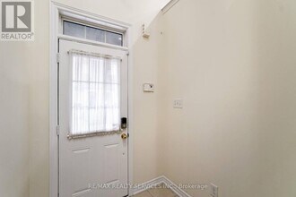 49 Sea Drifter Cres in Brampton, ON - Building Photo - Building Photo