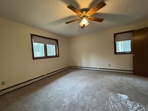 3041 Timberbrook Dr in North Pole, AK - Building Photo - Building Photo