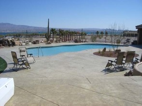 Vista Del Lago in Needles, CA - Foto de edificio - Other