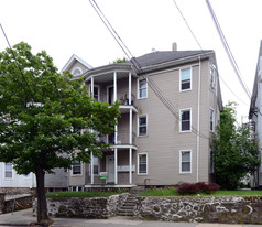 238 Davis St in New Bedford, MA - Building Photo