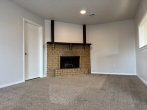 1516 Bay Area Blvd in Houston, TX - Building Photo - Building Photo