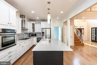 9212 Isle of Laurels in Spotsylvania, VA - Building Photo - Building Photo