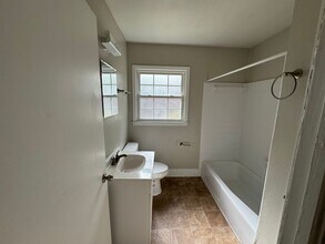 3432 Washburn Ave in Charlotte, NC - Building Photo - Building Photo