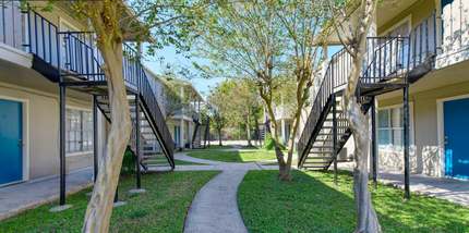 Jade Forest Apartments in Houston, TX - Building Photo - Building Photo