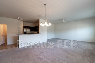 12075 Scoria Dr in Fishers, IN - Building Photo - Building Photo