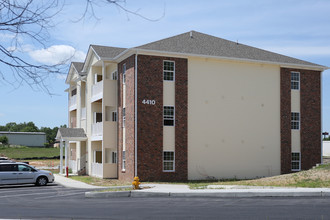 Captiva Crossing Apartments in St. Louis, MO - Building Photo - Building Photo