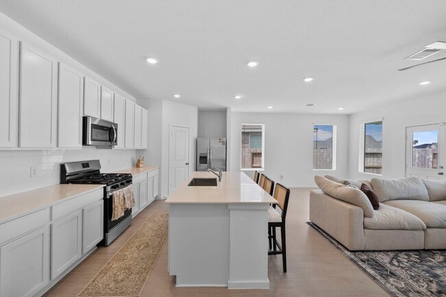 807 Heaven Dr in Beasley, TX - Building Photo - Building Photo