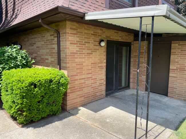 property at 5266 Grafton Rd