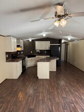 202 Evelyn Ave in Victoria, TX - Foto de edificio - Building Photo