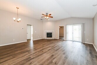 3578 Caroline Vale Blvd in Jacksonville, FL - Building Photo - Building Photo