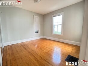 55 Rindge Ave, Unit 57 in Cambridge, MA - Foto de edificio - Building Photo