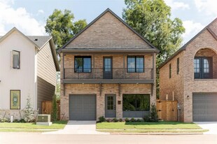 16 N Walnut St in Edmond, OK - Building Photo