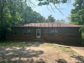 3610 Ashland Ridge Rd