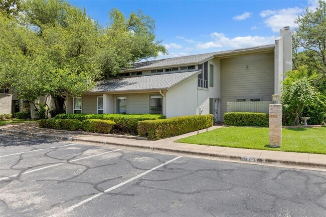 property at 100 Lido Cir