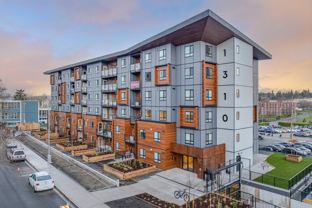 Harbourscape in Esquimalt, BC - Building Photo