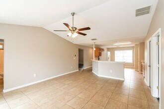 9251 Whisper Glen Dr in Jacksonville, FL - Building Photo - Building Photo