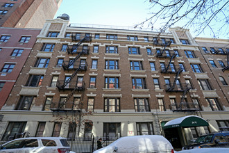 The Canterbury in New York, NY - Building Photo - Building Photo