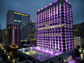 1240 India St, Unit 1203 in San Diego, CA - Building Photo - Building Photo