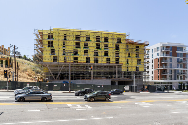 D'VINE in Los Angeles, CA - Building Photo - Building Photo