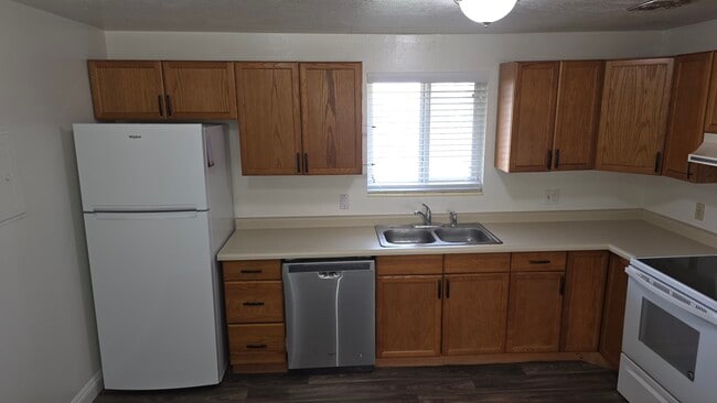 236 W 650 S, Unit 236 West in Bountiful, UT - Building Photo - Building Photo
