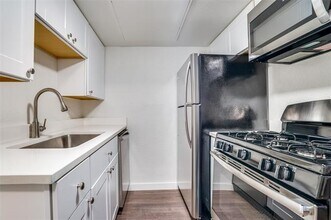 4927 San Jacinto St in Dallas, TX - Building Photo - Building Photo